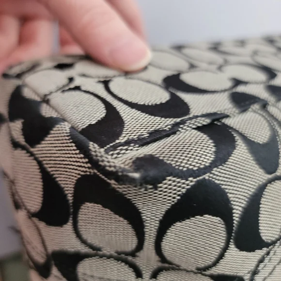 Coach Hadley Black and Gray Signature Canvas With Leather Trim Tote Bag - Picture 14 of 16